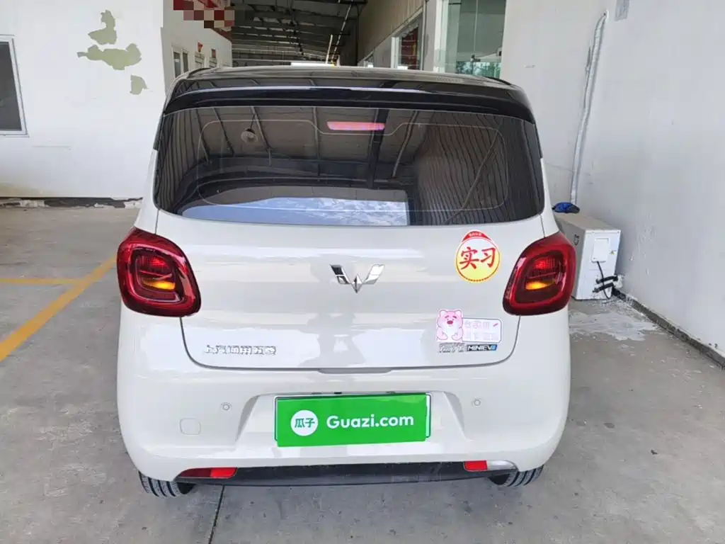 Wuling MINIEV — миниатюра 6