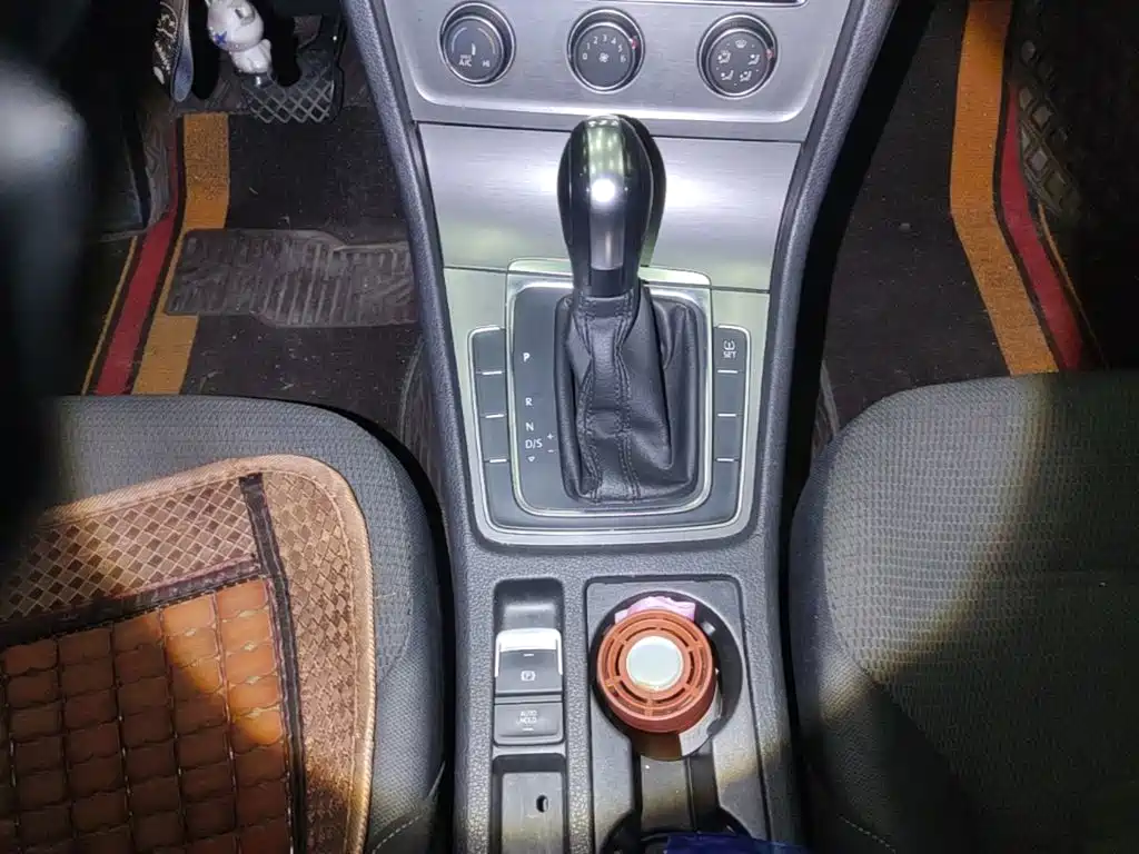 Volkswagen Golf — миниатюра 14