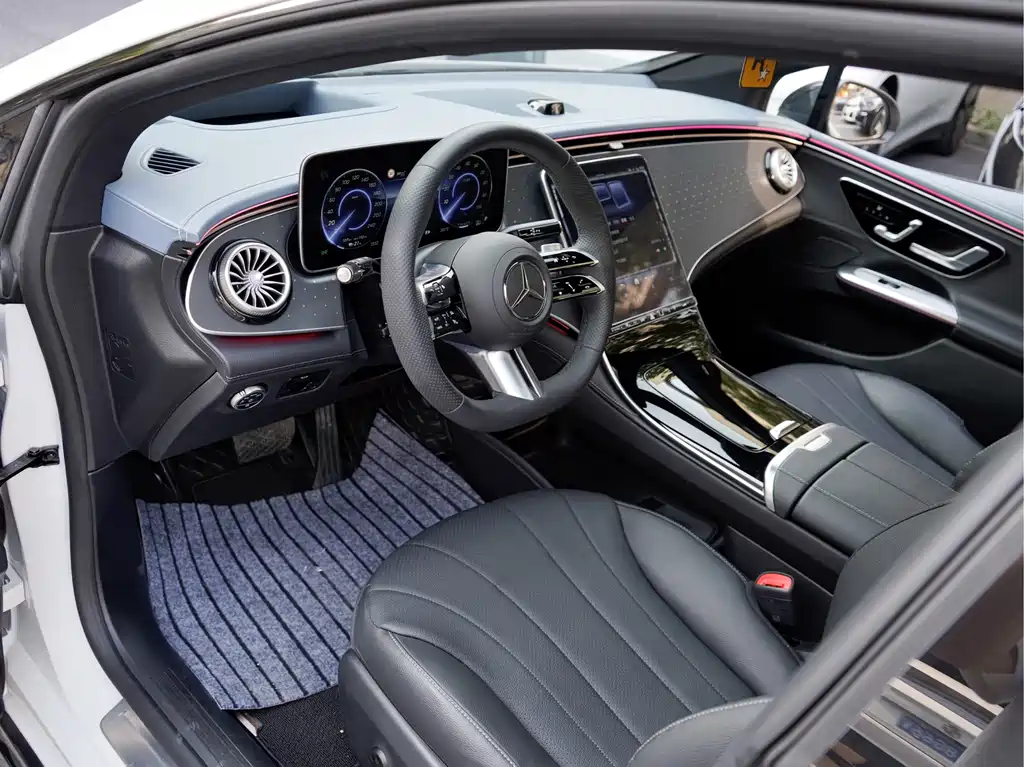 Mercedes-Benz EQE — миниатюра 11