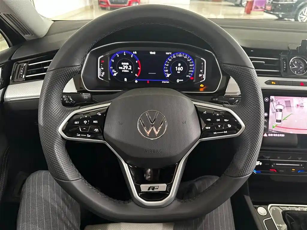 Volkswagen Magotan 2025 330TSI DSG Luxury