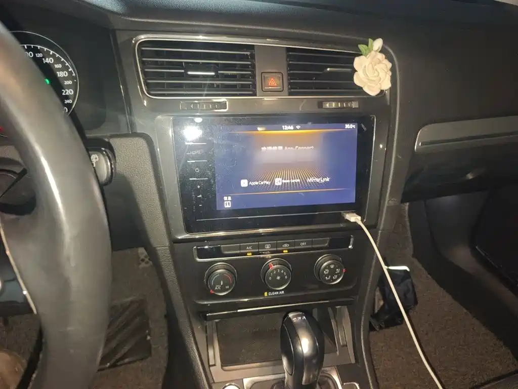 Volkswagen Golf — миниатюра 6