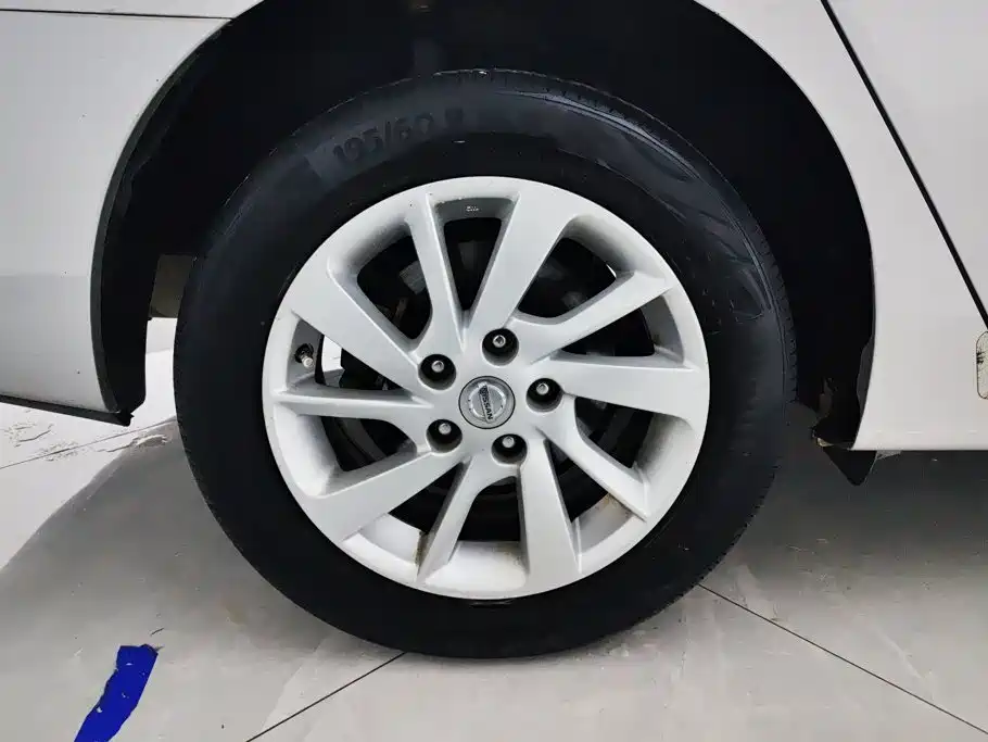 Nissan Sylphy — миниатюра 6