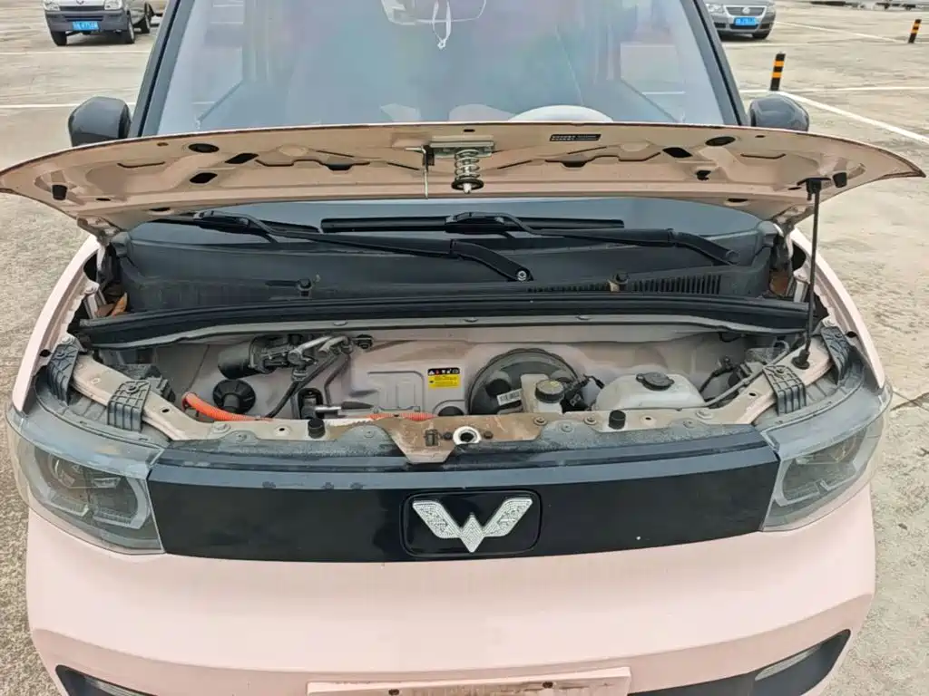Wuling MINIEV — миниатюра 20