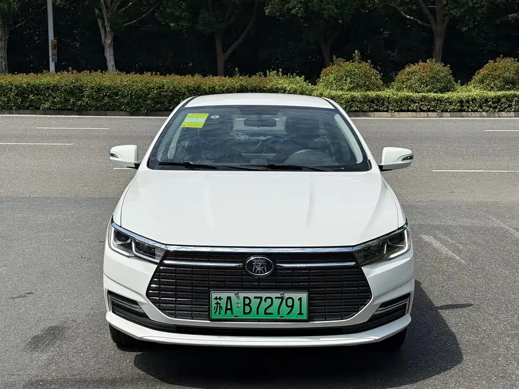 BYD Qin NEV — миниатюра 2