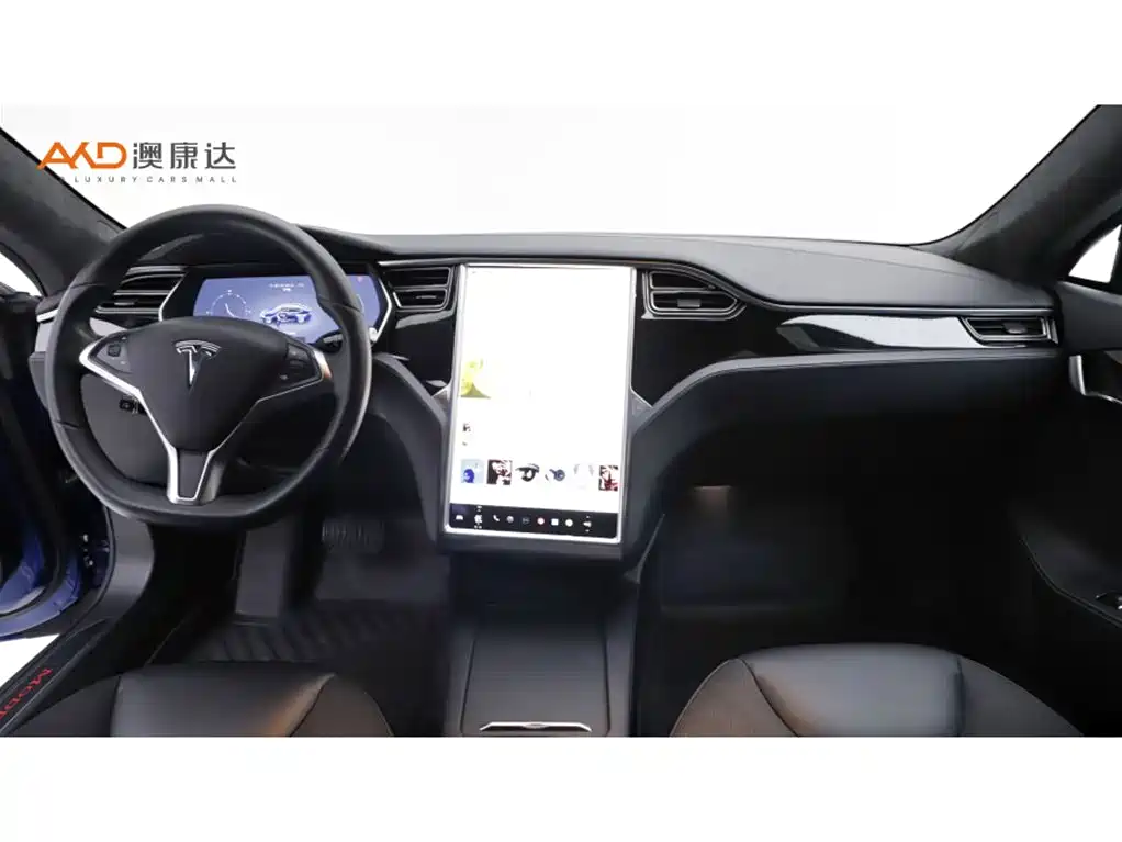 Tesla Model S — миниатюра 5