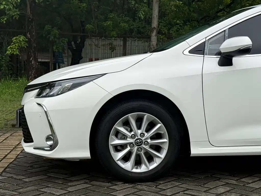Toyota Corolla — миниатюра 14