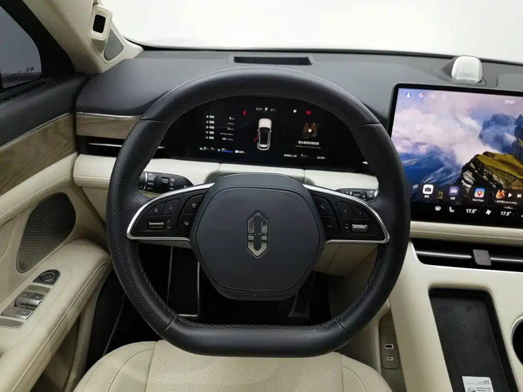 AITO Wenjie AITO M5 — миниатюра 11