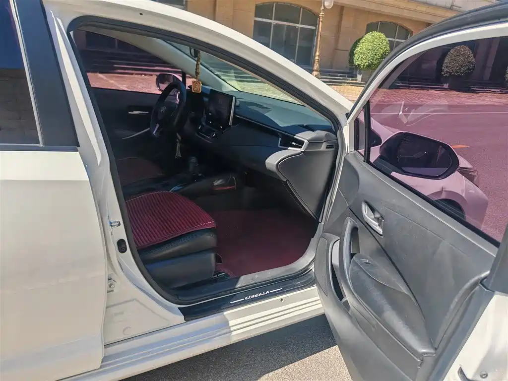 Toyota Corolla — миниатюра 13