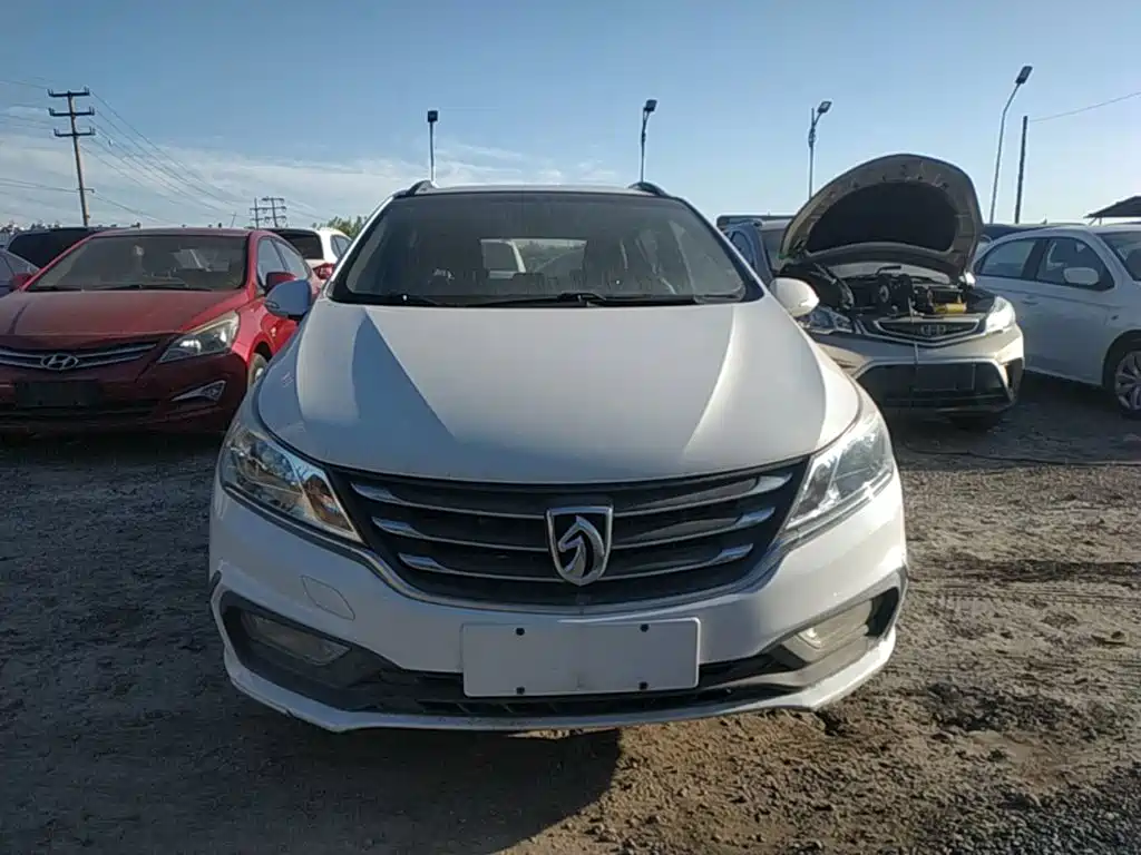 Baojun 310 — миниатюра 3