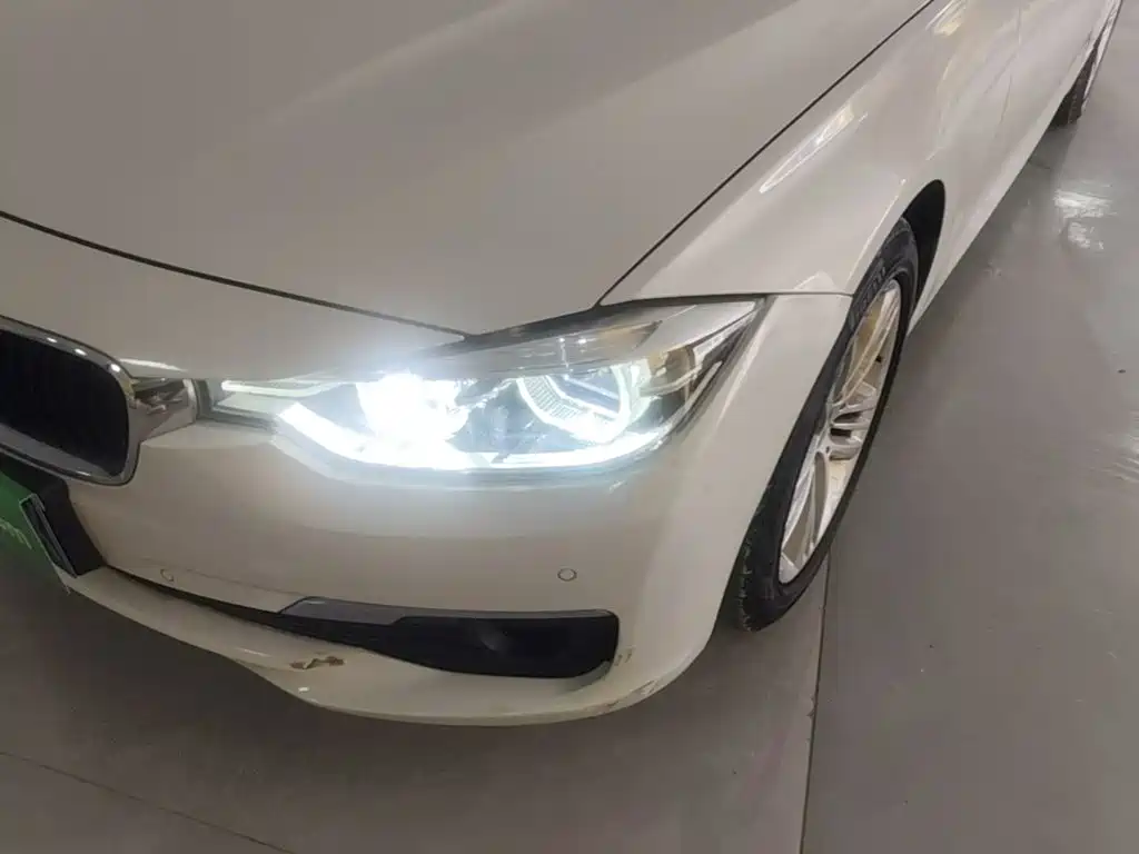 BMW 3 Series — миниатюра 24