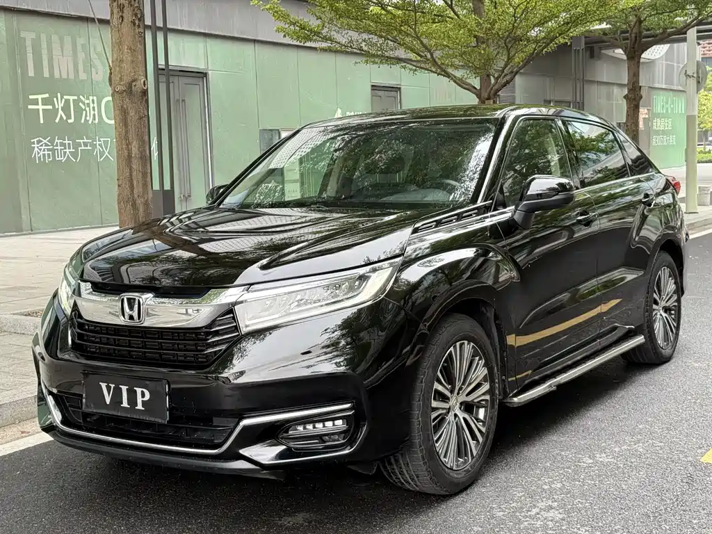 Купить Honda Avancier