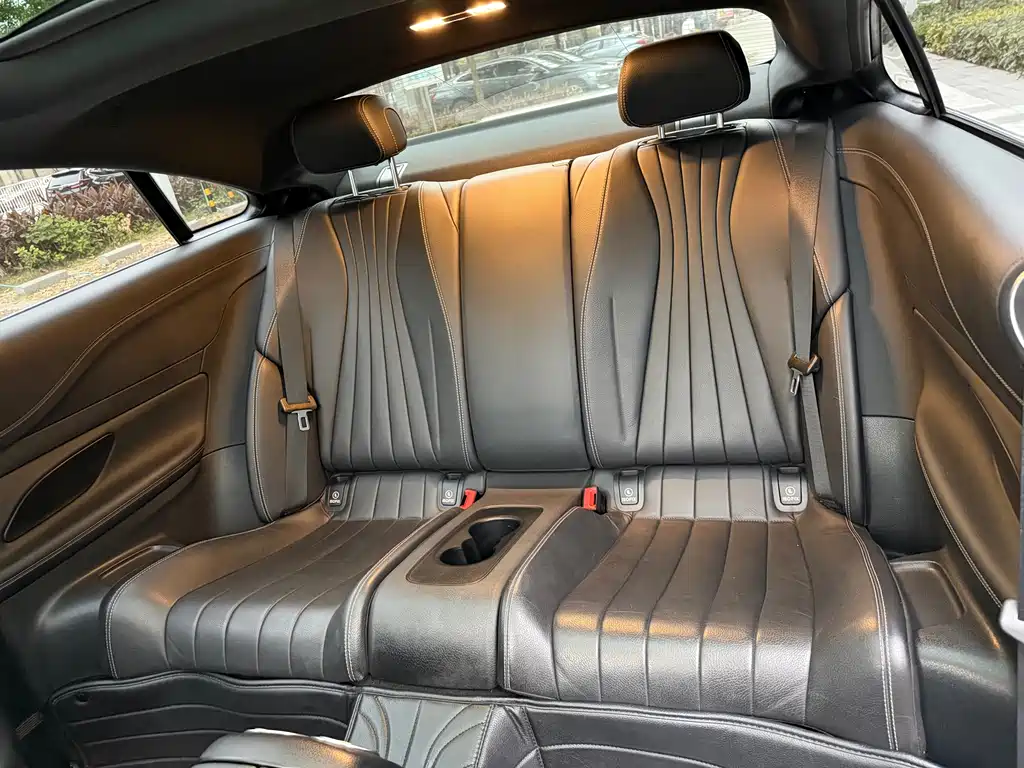 MERCEDES-BENZ E CLASS