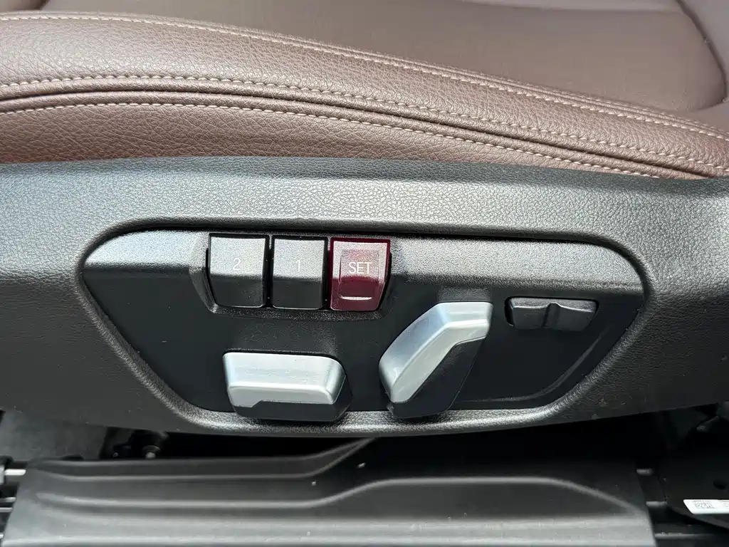 BMW X1 — миниатюра 12
