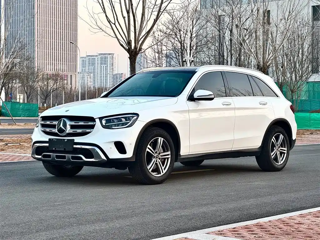 MERCEDES-BENZ GLC