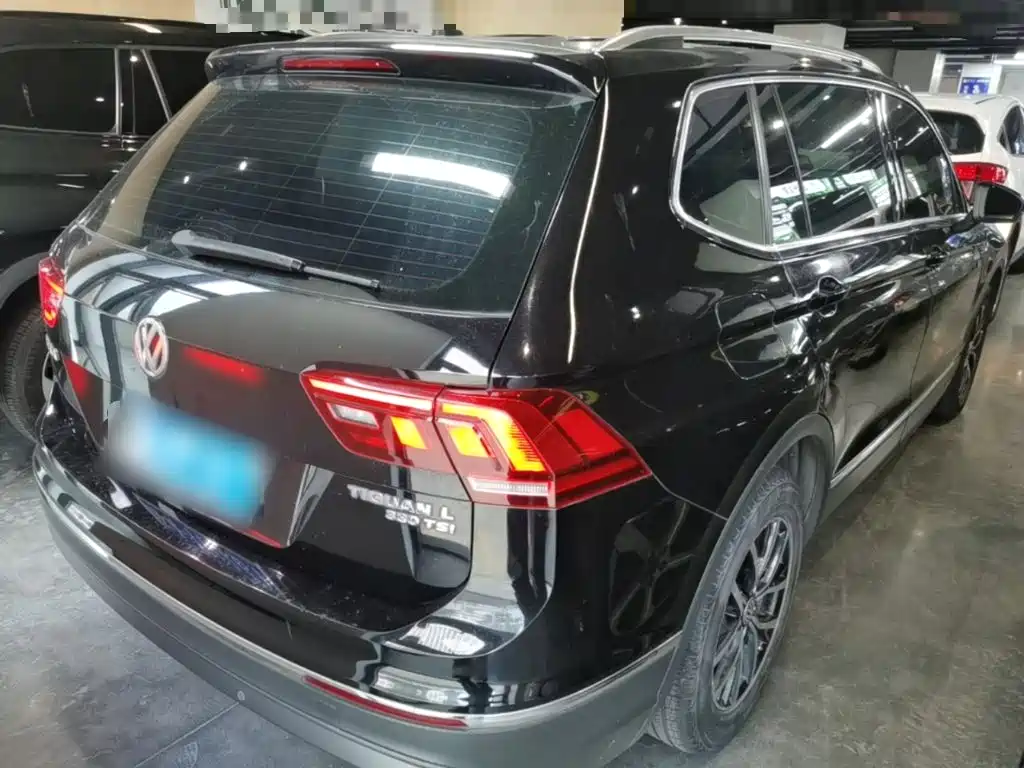 Volkswagen Tiguan L — миниатюра 6