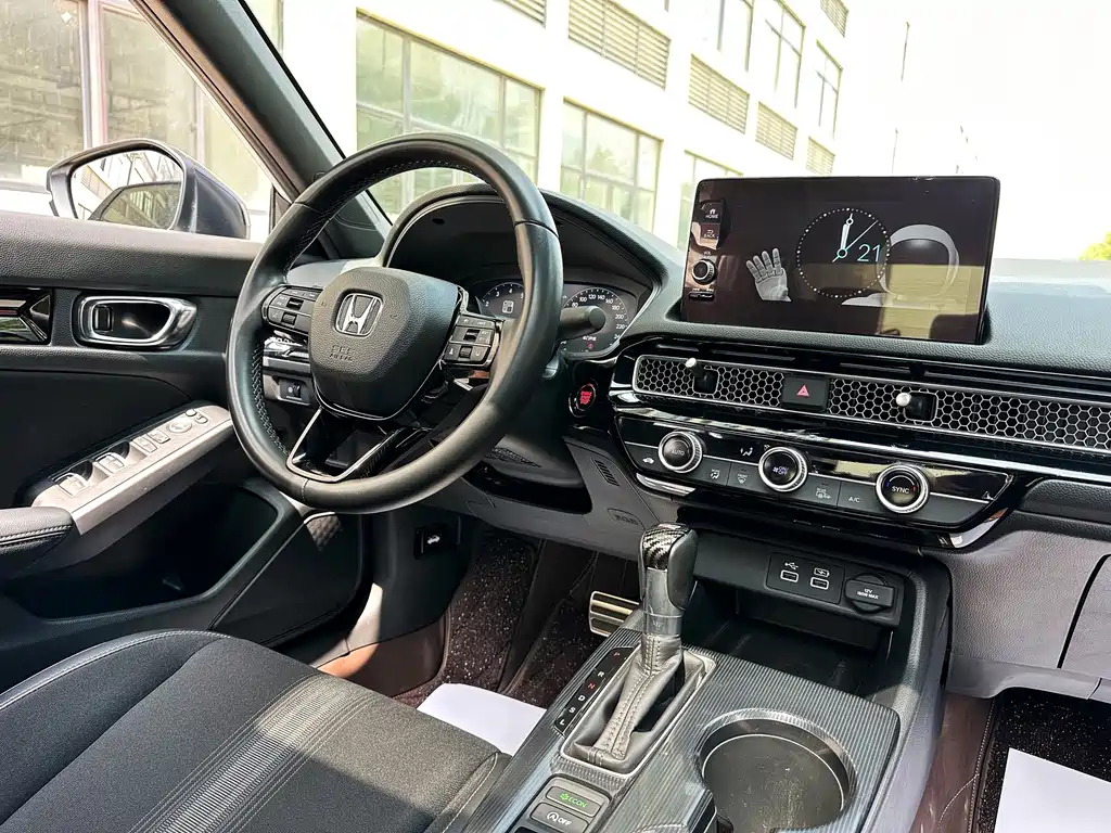 Honda Civic — миниатюра 7