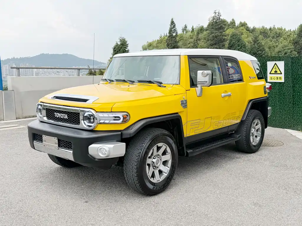 Toyota FJ Cruiser