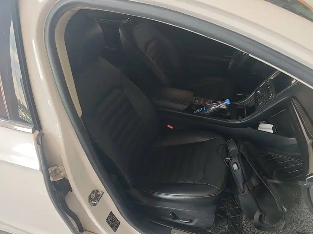 Ford Mondeo — миниатюра 25