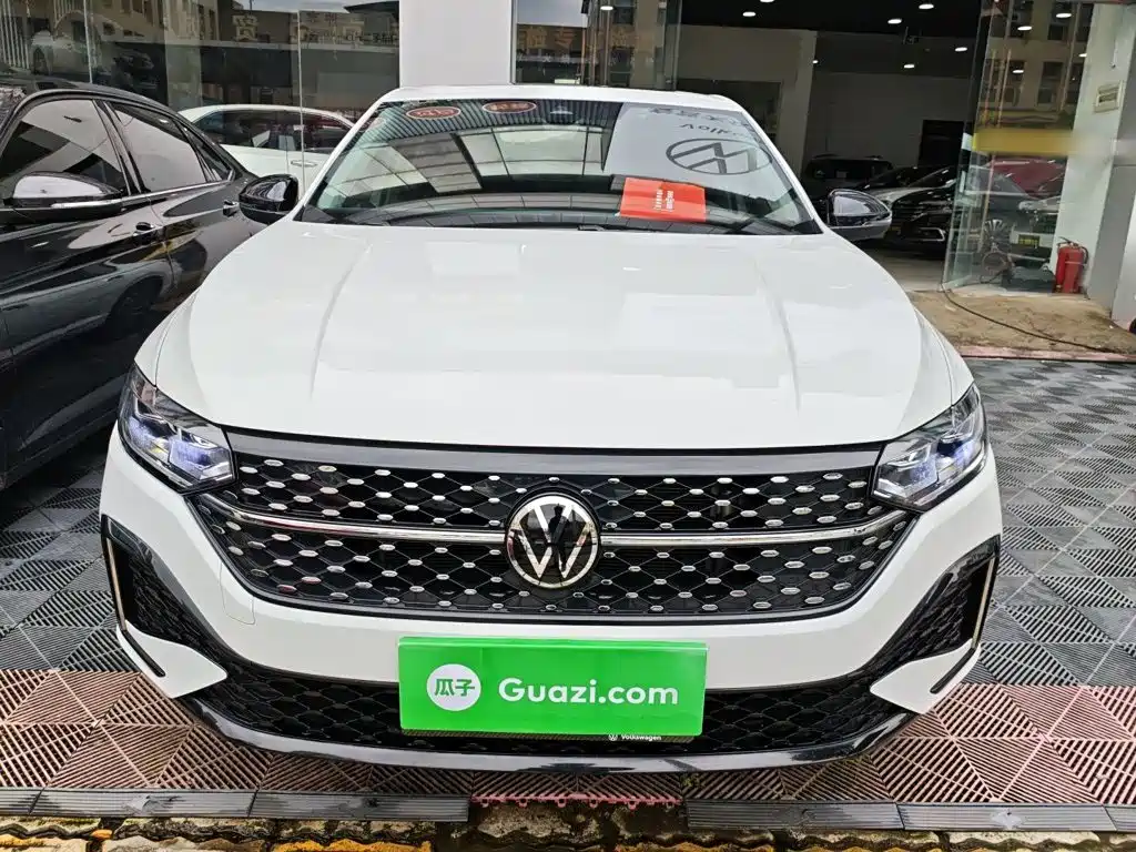 Volkswagen Lavida — миниатюра 3