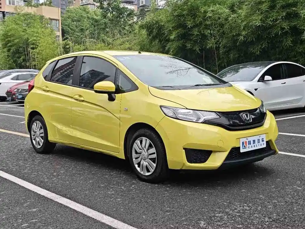Honda Fit — миниатюра 2