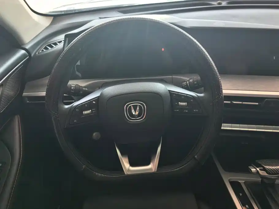 Changan CS35PLUS — миниатюра 15