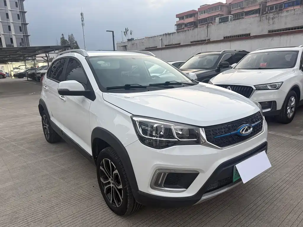 Chery New Energy Tiggo 3xe — миниатюра 3