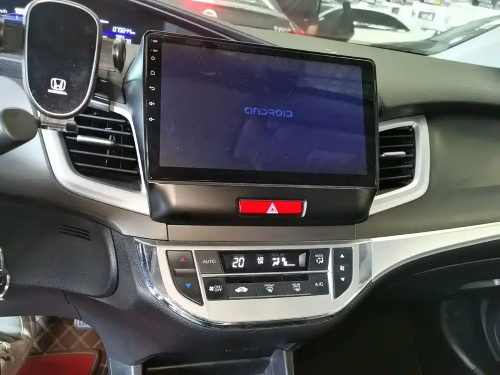 Honda Jade — миниатюра 13