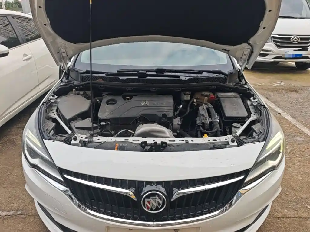 Buick Verano — миниатюра 20