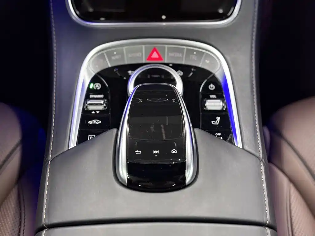 Mercedes-Benz S-Class — миниатюра 21