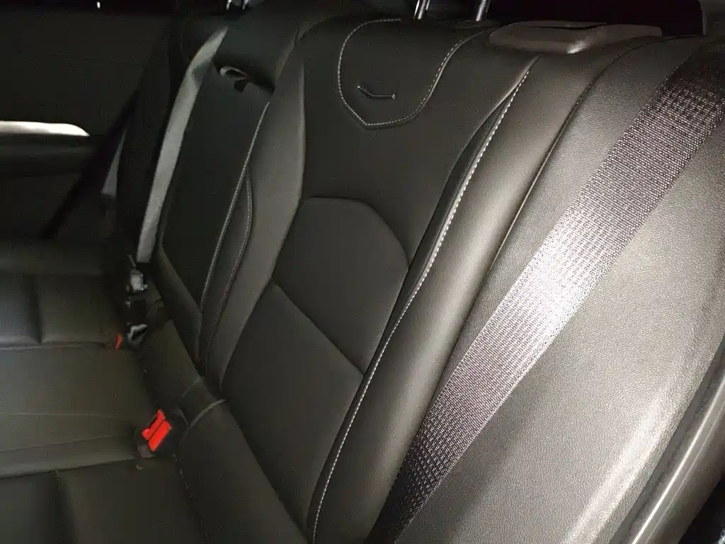 Cadillac XT4 — миниатюра 15
