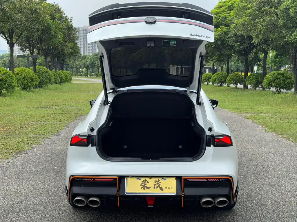 Changan UNI-V — миниатюра 13