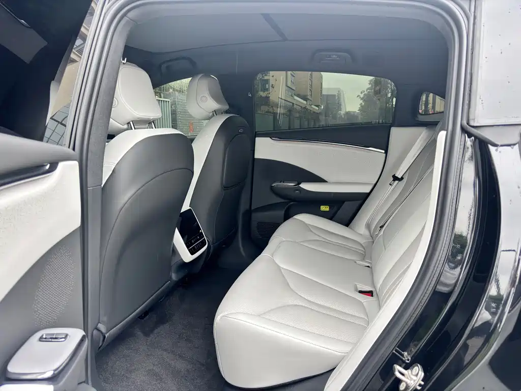 XPeng G7 — миниатюра 5