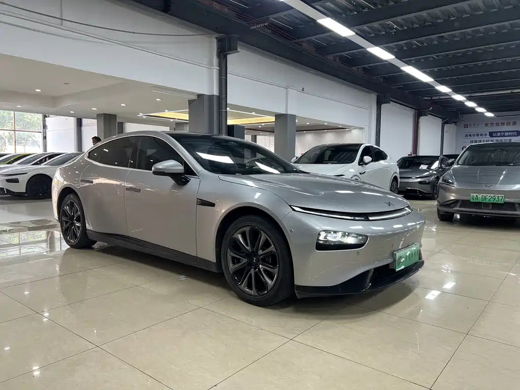 XPeng P7 — миниатюра 3