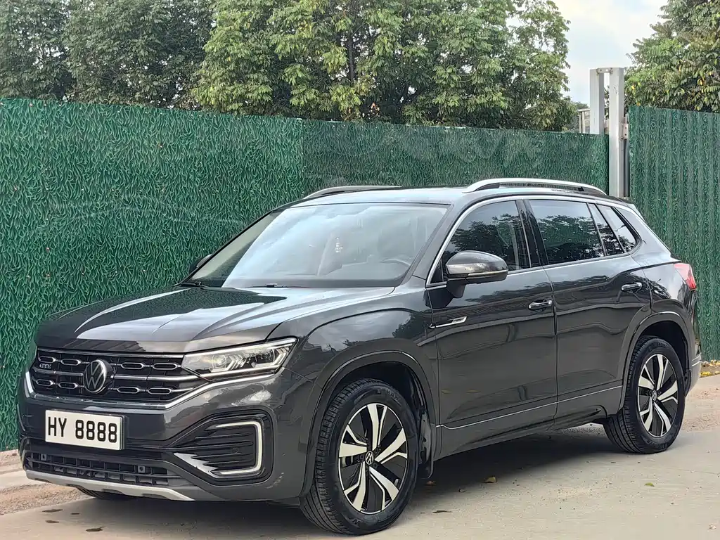 Volkswagen GTE PHEV 2022