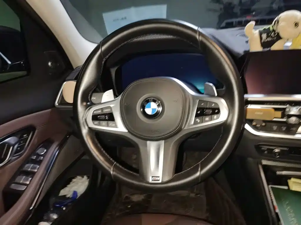 BMW 3 Series — миниатюра 3
