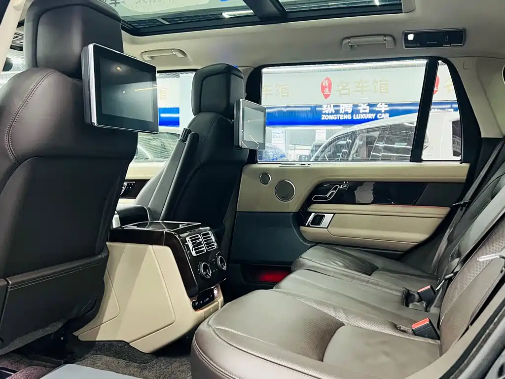 Land Rover Range Rover — миниатюра 7