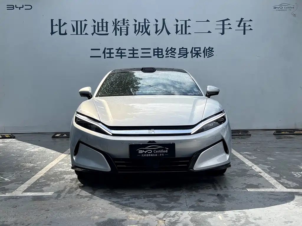BYD Han L 2025 EV Flagship