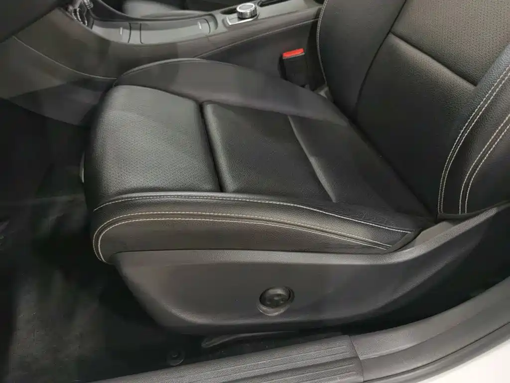 Mercedes-Benz GLA — миниатюра 20