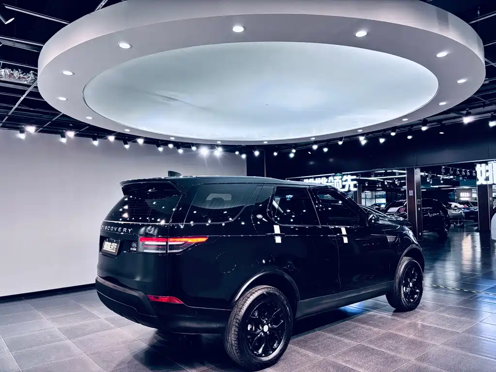 Land Rover Discovery 2019 3.0 SC V6 SE