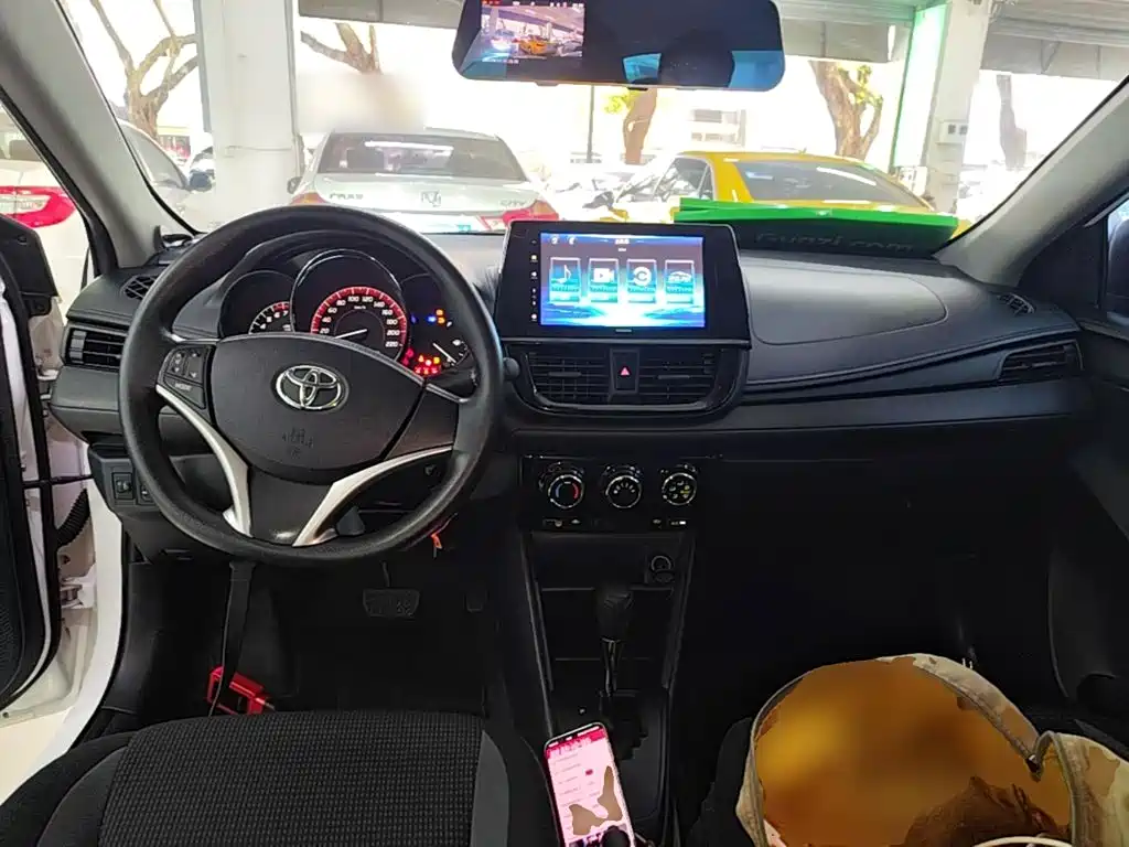Toyota Vios — миниатюра 10
