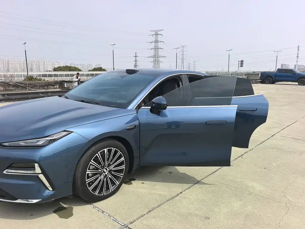 GEELY GALAXY GALAXY SPARKLE 8