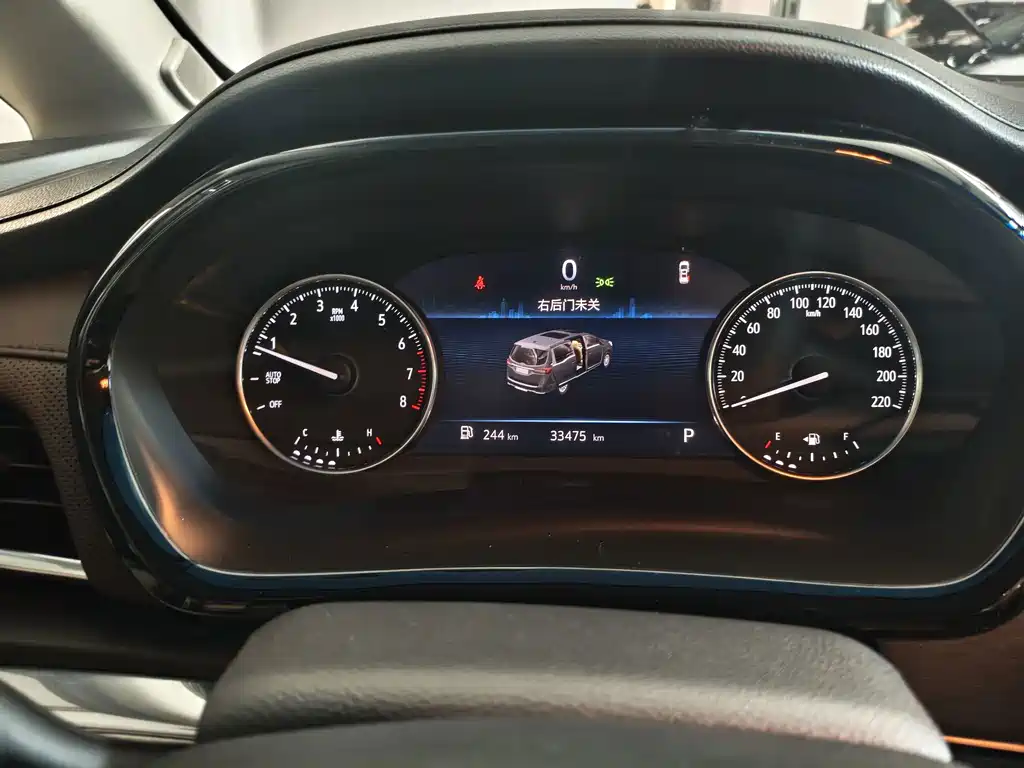 Buick GL8 — миниатюра 18
