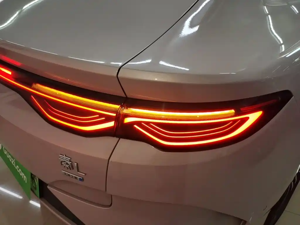 BYD Qin L — миниатюра 8