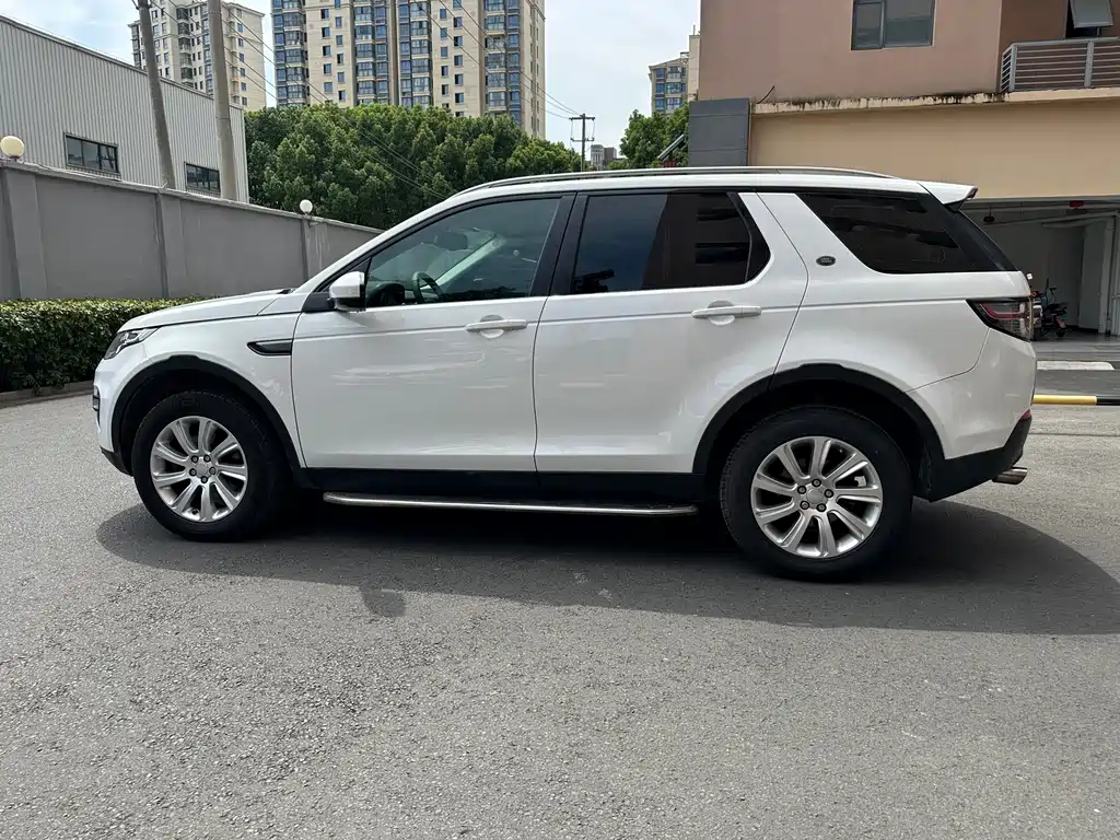 Land Rover Discovery Sport — миниатюра 5