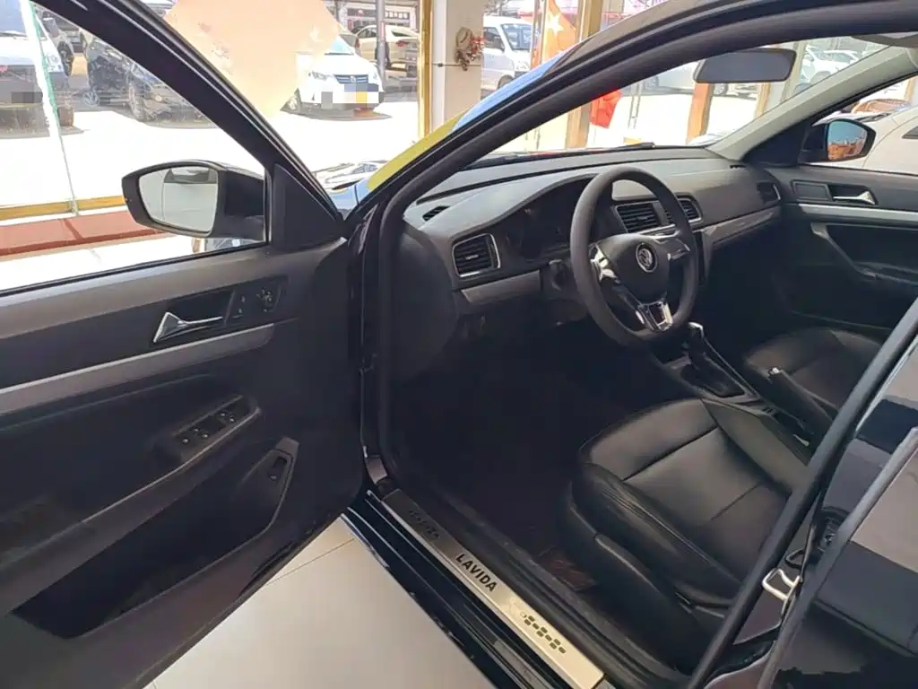 Volkswagen Lavida — миниатюра 16