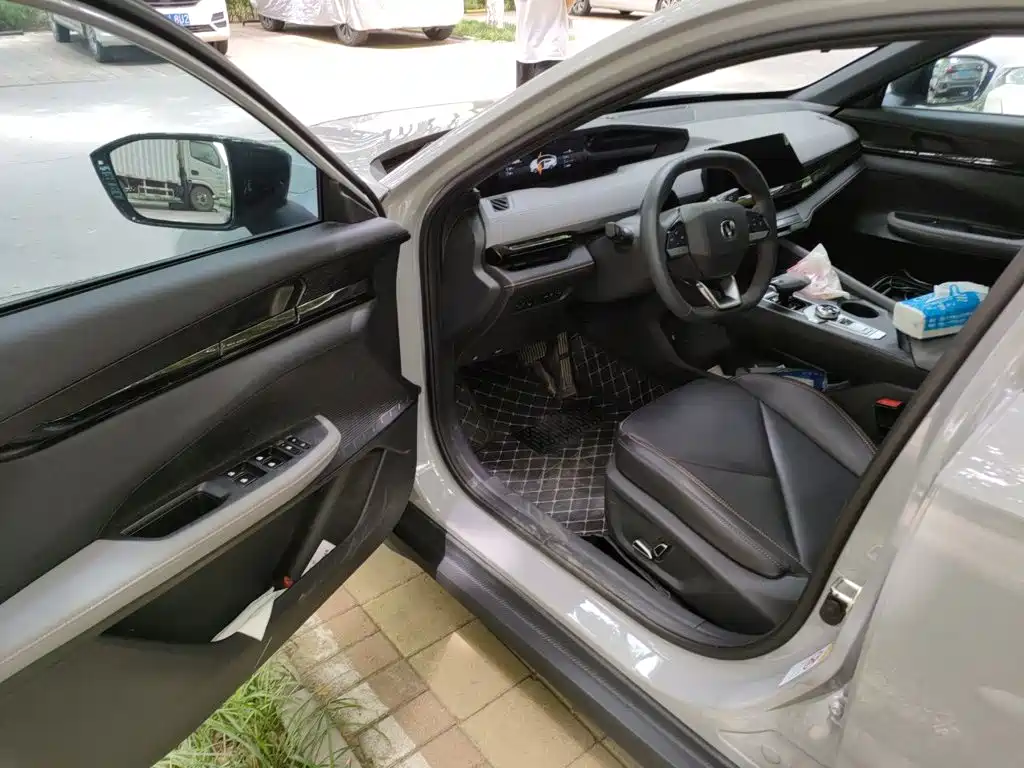 Changan UNI-V — миниатюра 14