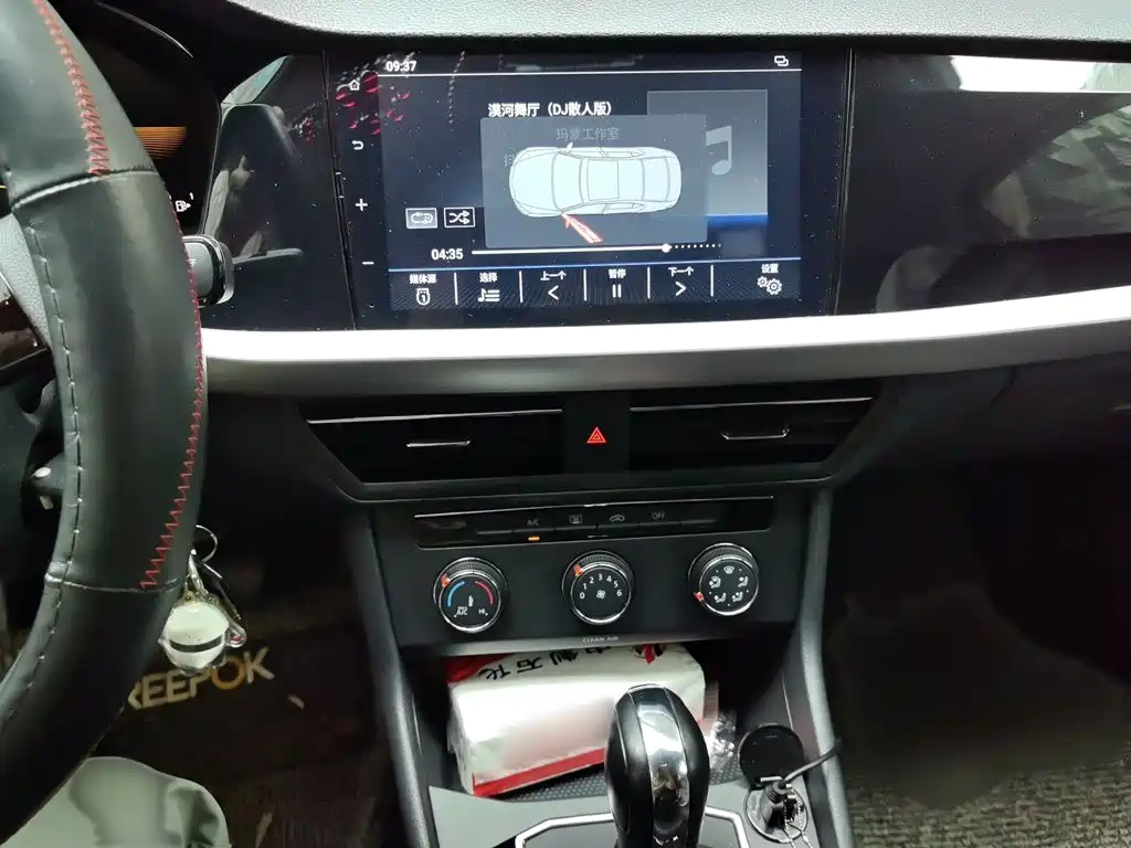 Volkswagen Lavida — миниатюра 6
