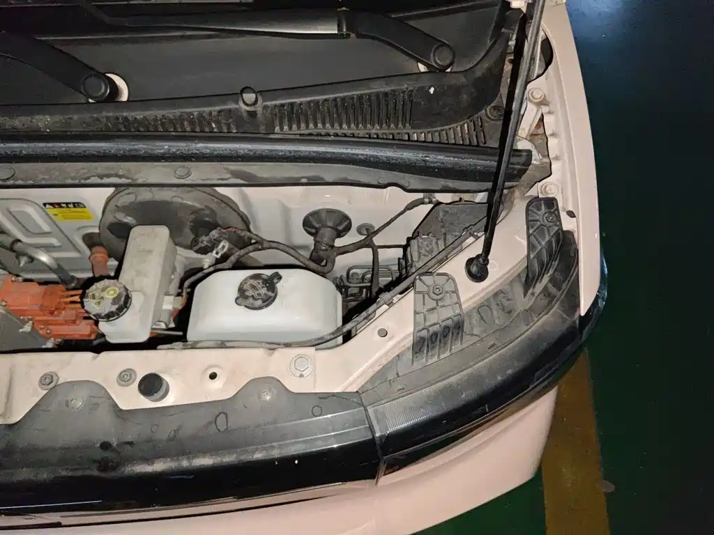 Wuling MINIEV — миниатюра 20