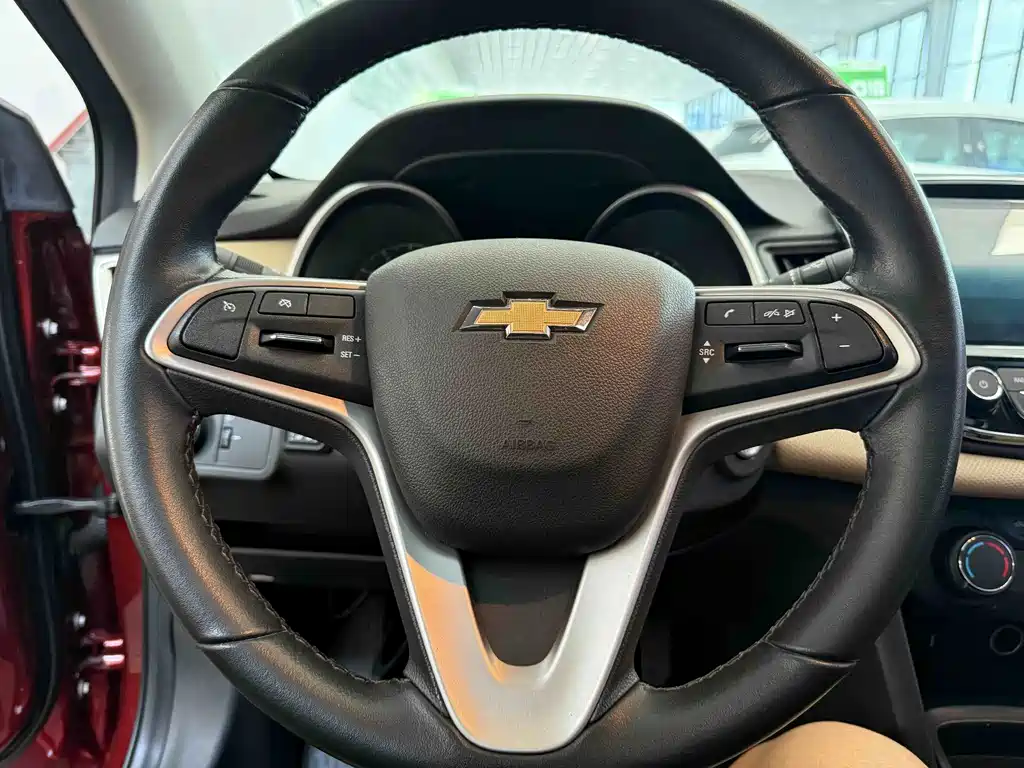 Chevrolet Monza — миниатюра 14