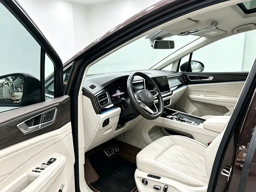 Volkswagen Viloran — миниатюра 8